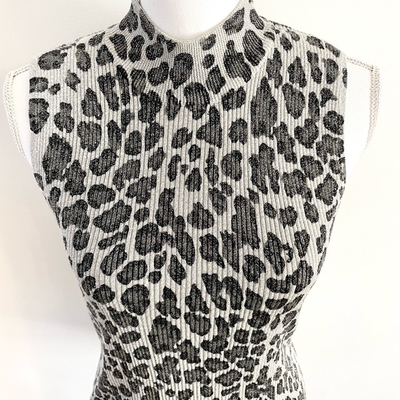 Women’s Gantos Sleeveless Ribbed Mock Neck Leopard Tank - Picture 10 of 11